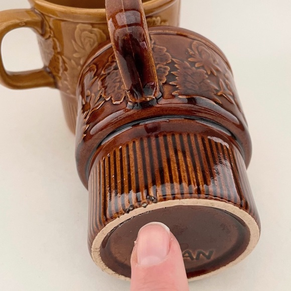 1970s Vintage Stackable Gold Brown Mugs Cups Floral Design Made in Japan - Picture 4 of 11